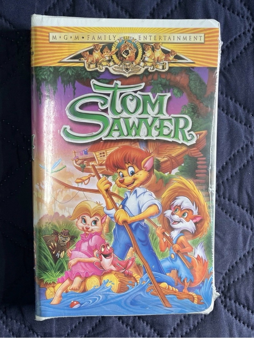 Tom Sawyer MGM Family Entertainment VHS Tape Clamshell Case Sealed